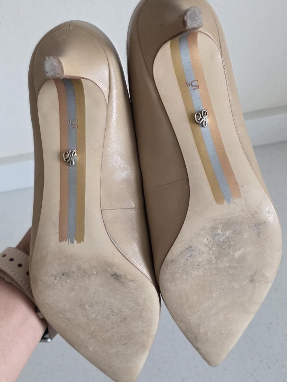Sam Edelman Beige Pointed-Toe Leather Pumps - Picture 6 of 7